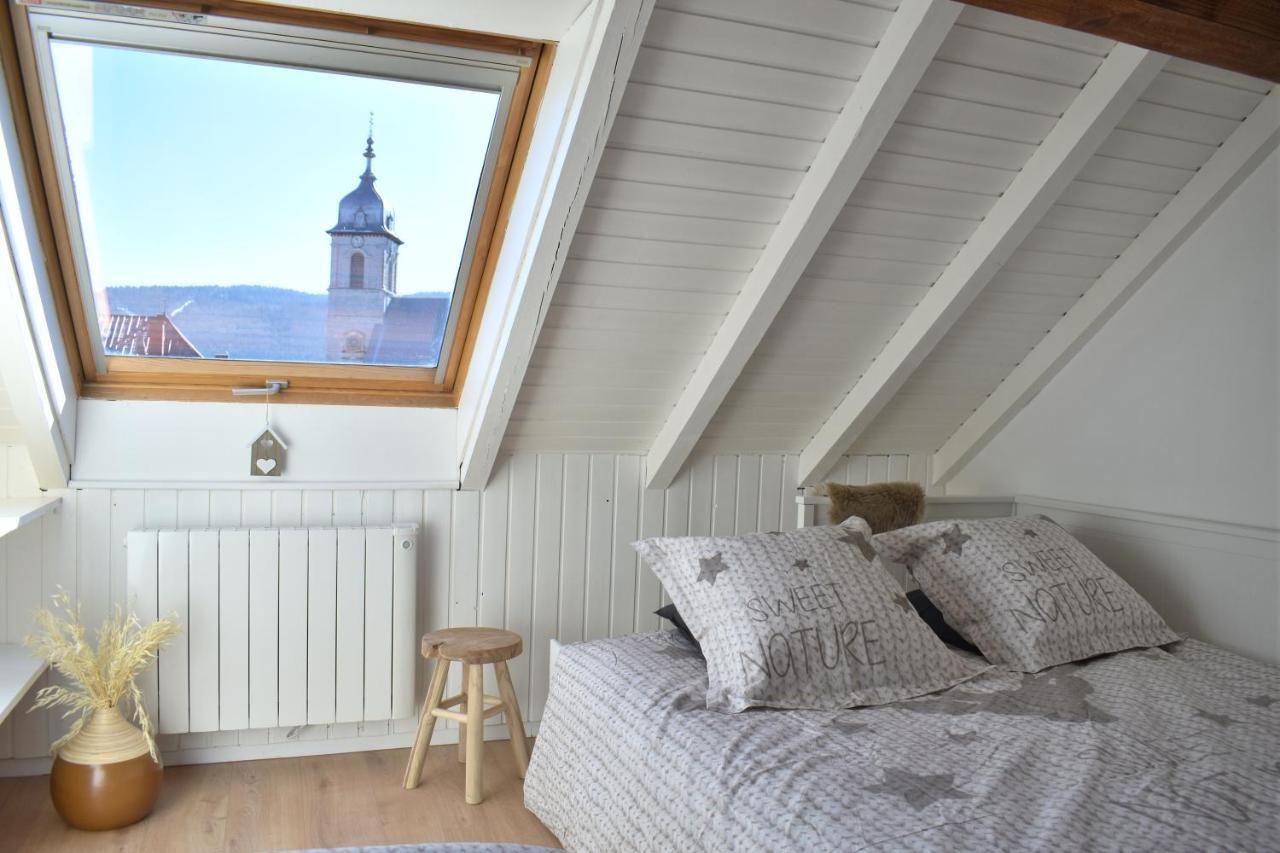 Bel Appartement Dans La Montagne, L'Oree Du Bois Mouthe Buitenkant foto